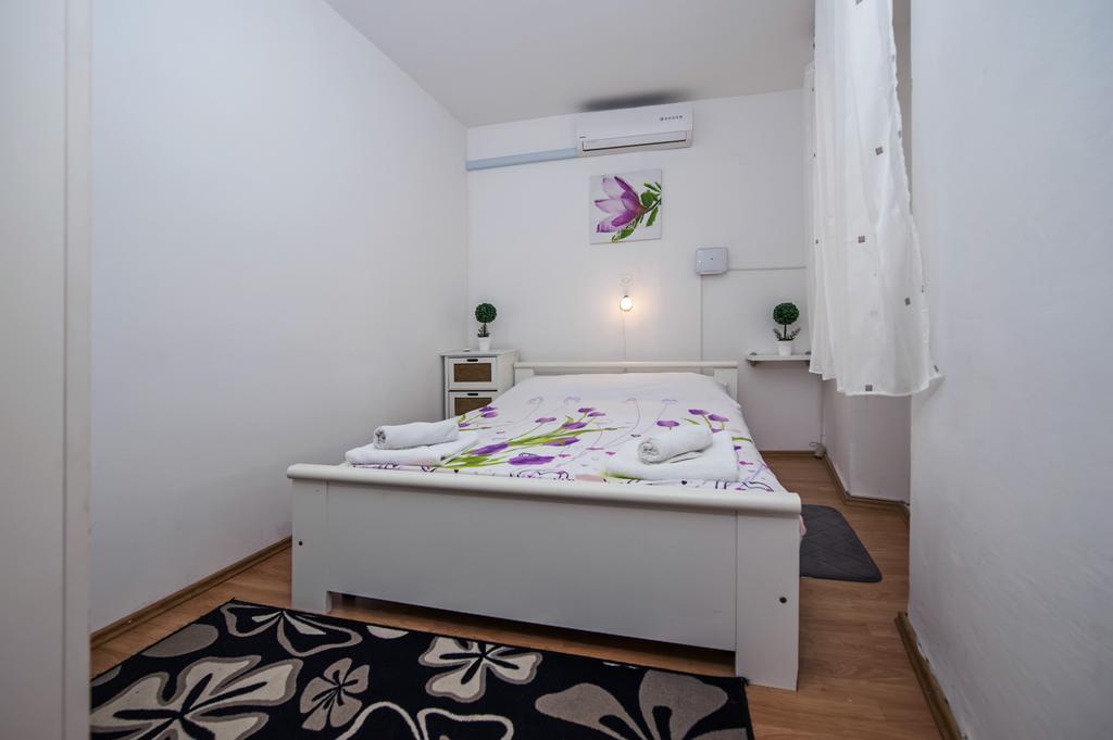 Apartment Rogic Rovinj Exterior photo